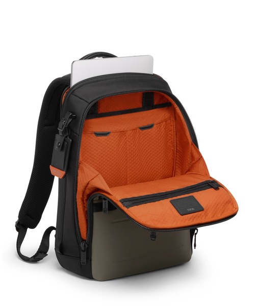 TUMI（トゥミ）の「ALPHA BRAVO 「ダイナミック」バックパック（A4/PC15インチまで対応）（バックパック/リュック・メンズ・ブラウン系その他・FREE）」の3枚目の写真