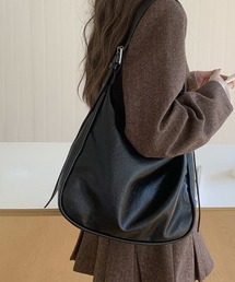 バックルベルトフェイクレザーワンショルダーバッグ