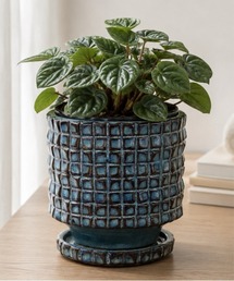 MILLION CARATS（ミリオンカラッツ）の「【鉢底穴・受け皿付き】YARD inc - CUBIC pot & saucer - 格子模様と釉薬の表情を楽しむ約3～5号対応のセラミック植木鉢シリーズ　※Mサイズ（フラワーベース）」