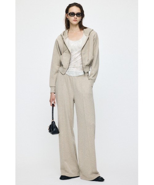 MOUSSY(マウジー)の「ES CLASSIC SWEAT パーカー(パーカー・レディース・杢グレー/ブラック/ベージュ・1/2)」の5枚目の写真