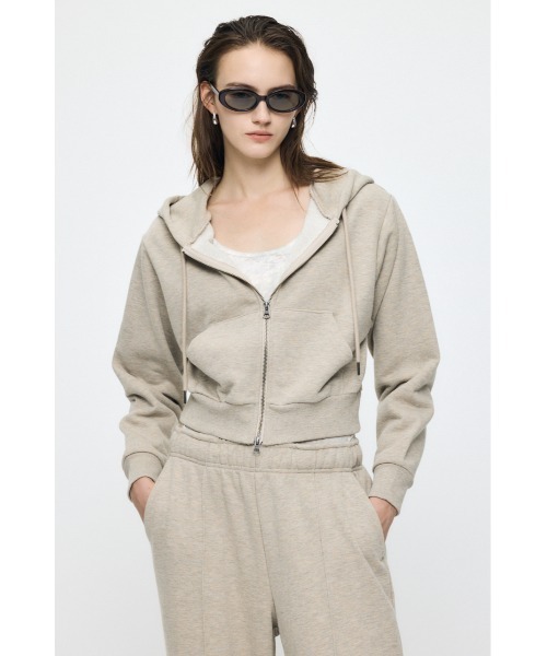 MOUSSY(マウジー)の「ES CLASSIC SWEAT パーカー(パーカー・レディース・杢グレー/ブラック/ベージュ・1/2)」の7枚目の写真