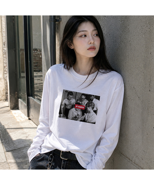 GRAVER ORDINARY（グレイバーオーディナリー）の「[UNISEX] SIM SLEEVE ロングスリーブ Tシャツ_3color（Tシャツ/カットソー・レディース・チャコール/ホワイト/ブラック・MEDIUM/LARGE）」の2枚目の写真