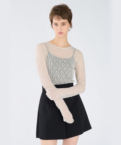 To b. by agnes b.(トゥービーバイアニエスベー)の「レース 長袖 プルオーバー(Tシャツ/カットソー・レディース・ライトグレー・40)」の1枚目の写真