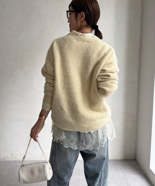 DouDou(ドゥドゥ)の「【WEB限定】レース切替スキッパーシャツ(シャツ/ブラウス・レディース・ブラック/ブラウン/アイボリー・FREE)」の11枚目の写真