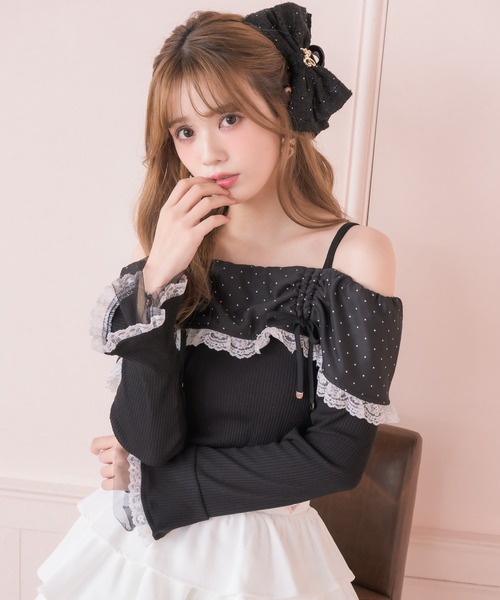 couture BY ROJITA(クチュールバイロジータ)の「ドットオフショルカットトップス(Tシャツ/カットソー・レディース・ホワイト/ブラック・FREE)」の1枚目の写真