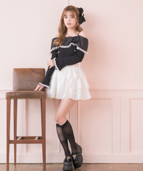 couture BY ROJITA(クチュールバイロジータ)の「ドットオフショルカットトップス(Tシャツ/カットソー・レディース・ホワイト/ブラック・FREE)」の3枚目の写真