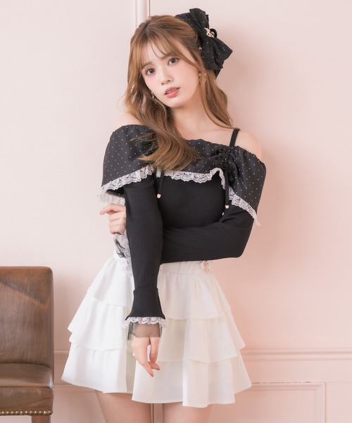 couture BY ROJITA(クチュールバイロジータ)の「ドットオフショルカットトップス(Tシャツ/カットソー・レディース・ホワイト/ブラック・FREE)」の6枚目の写真