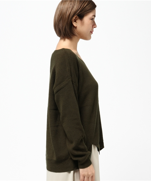 earth music&ecology(アースミュージックアンドエコロジー)の「【2016Autumn】ゆるVネックニットプルオーバー(ニット/セーター・レディース・ネイビー/ライトベージュ/カーキ/LT.Gray/ブラウン・FREE)」の7枚目の写真
