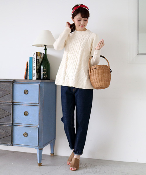 N.（N. Natural Beauty Basic）（エヌエヌナチュラルビューティーベーシック）の「スプリングケーブルチュニックニット（ニット/セーター・レディース・ホワイト/グレー/ブルー・MEDIUM）」の4枚目の写真