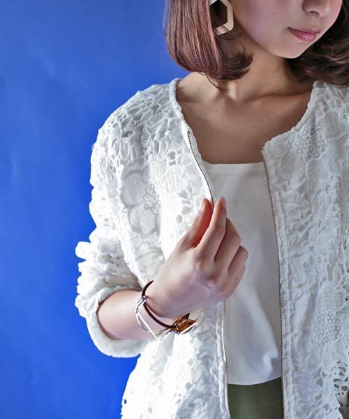 antiqua（アンティカ）の「レースジャケット（ブルゾン・レディース・ホワイト/ブラック・FREE）」の2枚目の写真