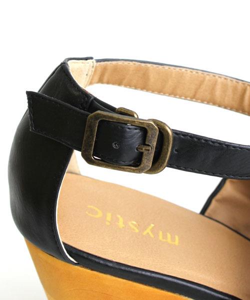 mystic（ミスティック）の「リボンTサンダル（サンダル・レディース・ブラック/グレー系その他/グリーン/ベージュ/キャメル・36/37/38）」の14枚目の写真