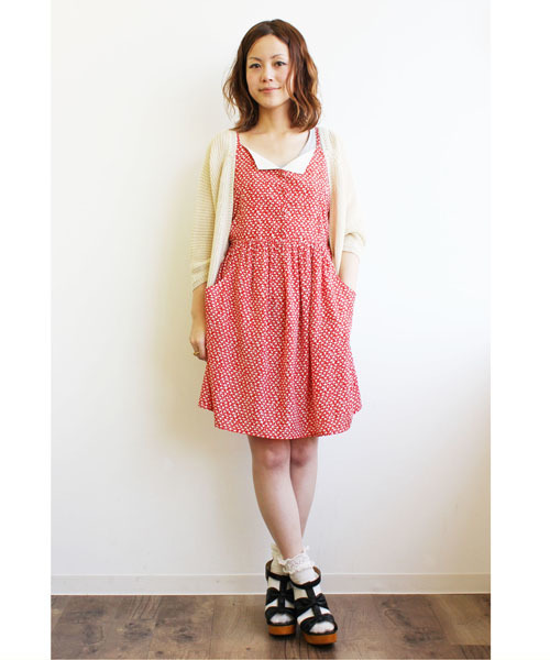 mystic（ミスティック）の「リボンTサンダル（サンダル・レディース・ブラック/グレー系その他/グリーン/ベージュ/キャメル・36/37/38）」の13枚目の写真