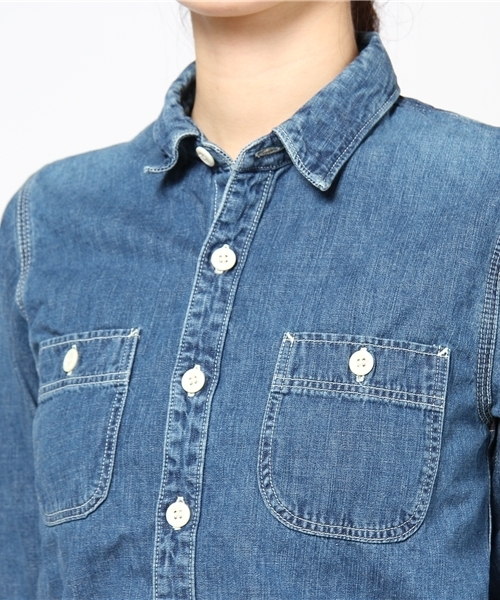 SHIPS for women(シップスフォーウィメン)の「liflattie:デニム カコウ シャツ(シャツ/ブラウス・レディース・ブルー・SMALL/MEDIUM)」の4枚目の写真