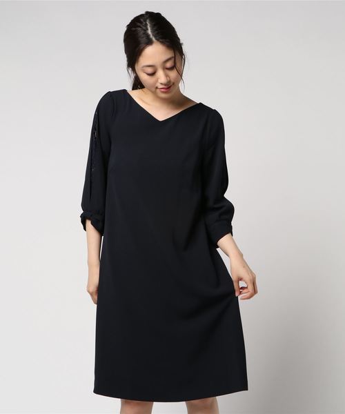 TRUDEA(トルディア)の「袖レース×後ろレース裾スカラップAラインワンピース(ドレス・レディース・ピンク/ライトグレー/ベージュ/ネイビー・LARGE/MEDIUM/X-LARGE)」の9枚目の写真