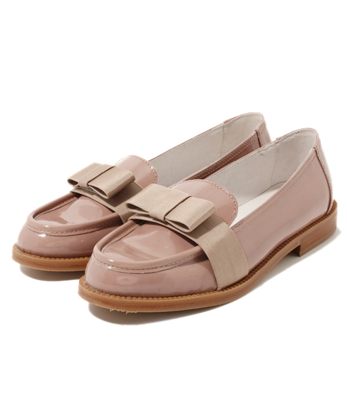 FABEL(ファベル)の「FABEL リボン付エナメルローファー(その他シューズ・レディース・ブラック/ブラウン/ライトピンク・36/37/38/39)」の2枚目の写真