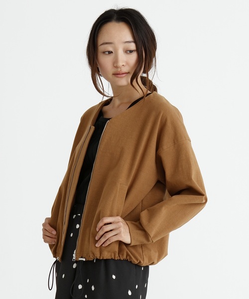 Munich（ミューニック）の「ハイテンションジャージーＶネックノーカラーブルゾン（ブルゾン・レディース・ライトグレー/ブラック/ブラウン/カーキ・S/XS）」の3枚目の写真