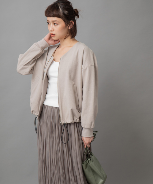 Munich（ミューニック）の「ハイテンションジャージーＶネックノーカラーブルゾン（ブルゾン・レディース・ライトグレー/ブラック/ブラウン/カーキ・S/XS）」の9枚目の写真