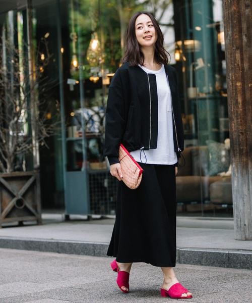 Munich（ミューニック）の「ハイテンションジャージーＶネックノーカラーブルゾン（ブルゾン・レディース・ライトグレー/ブラック/ブラウン/カーキ・S/XS）」の7枚目の写真