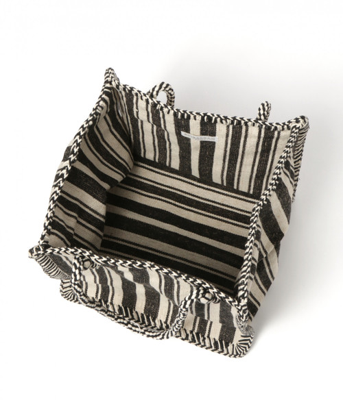 Shiraleah（シャラレア）の「【SHIRALEAH（シラレア）】NAOMI BOXY TOTE（トートバッグ・レディース・レッド/ブラック・FREE）」の8枚目の写真