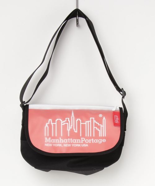 Manhattan Portage(マンハッタンポーテージ)の「Carey Casual Messenger Bag JR(メッセンジャーバッグ・メンズ・オレンジ/ブラック×イエロー/ブラック×ホワイト・SMALL)」の13枚目の写真