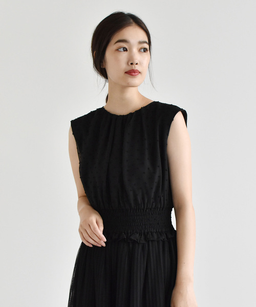 kaene（カエン）の「シャーリング×プリーツワンピース（ドレス・レディース・ブラック×ブラック・FREE）」の9枚目の写真
