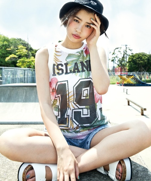 WEGO（ウィゴー）の「WEGO/厚底ベルトサンダル（サンダル・レディース・ホワイト/ブラック・23.5/24.5）」の11枚目の写真