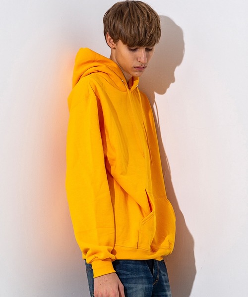 Champion(チャンピオン)の「Champion(チャンピオン) プルオーバーフード付きスウェットパーカー 9oz(パーカー・メンズ・ホワイト/ブラック/ダークグリーン/ネイビー/グレー/マスタード/レッド系その他/レッド/チャコール・SMALL/MEDIUM/LARGE/X-LARGE)」の17枚目の写真