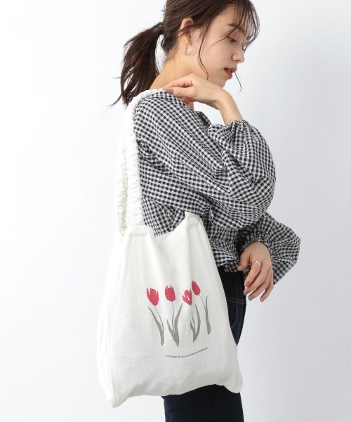 Heather（ヘザー）の「チュ－リッププリントトートバッグ　931549（トートバッグ・レディース・ホワイト系その他/ブラック/ホワイト・ONE SIZE）」の2枚目の写真