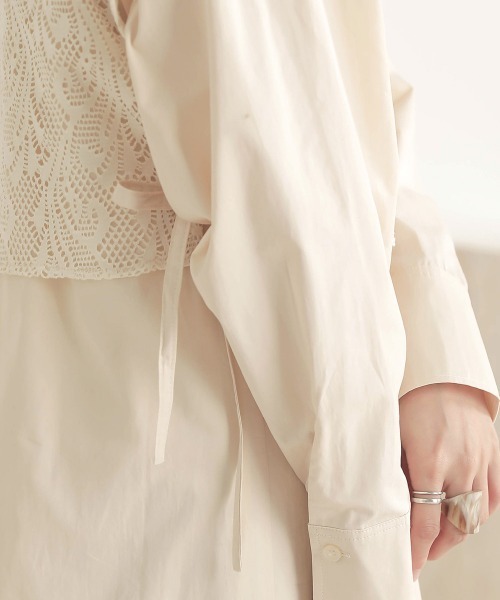 Bab（バブ）の「【WEB限定】レースバンドカラーシャツワンピース（ワンピース・レディース・ブラック/ベージュ/オフホワイト・38）」の15枚目の写真