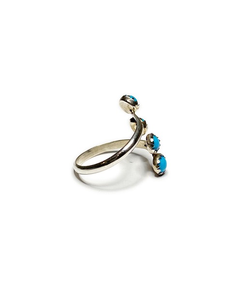 Indian Jewelry（インディアンジュエリー）の「THEATER シアター ナッツデザインストーンリング Made in USA（リング・レディース・ホワイト/ブルー・FREE/#11/#9/#18/#13）」の4枚目の写真