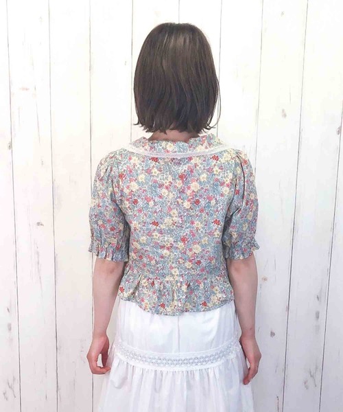 Clice de Paris（クリシェドゥパリス）の「K/レトロ花柄BL（シャツ/ブラウス・レディース・ピンク/ブルー/オフホワイト・ONESIZE）」の10枚目の写真