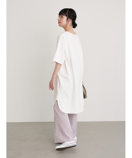 earth music&ecology（アースミュージックアンドエコロジー）の「KISS TOKYO チュニックTシャツ ＊（Tシャツ/カットソー・レディース・ホワイト/ブラック・FREE）」の18枚目の写真