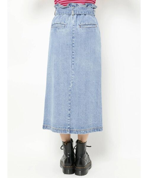 jouetie（ジュエティ）の「カラーステッチスリットスカート（デニムスカート・レディース・ライトブルー/ブラック・MEDIUM）」の6枚目の写真