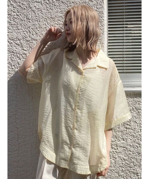 MURUA（ムルーア）の「ハーフスリーブシアーシャツ（シャツ/ブラウス・レディース・ホワイト/イエロー/カーキ/その他1・FREE）」の4枚目の写真