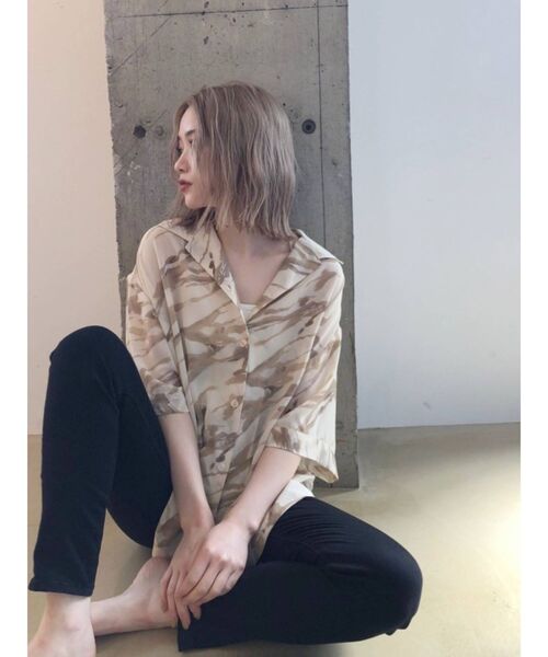 MURUA（ムルーア）の「ハーフスリーブシアーシャツ（シャツ/ブラウス・レディース・ホワイト/イエロー/カーキ/その他1・FREE）」の7枚目の写真