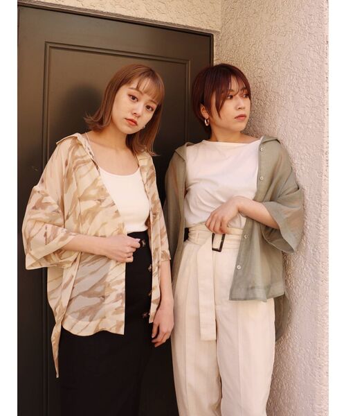 MURUA（ムルーア）の「ハーフスリーブシアーシャツ（シャツ/ブラウス・レディース・ホワイト/イエロー/カーキ/その他1・FREE）」の8枚目の写真