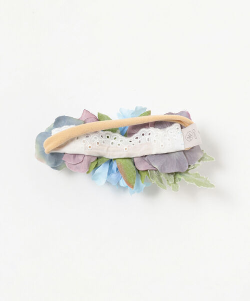 こども ビームス（コドモビームス）の「lusikka / ミニフラワーヘアバンド（ヘアバンド・キッズ・オフホワイト/バイオレット/ライトブルー・ONE SIZE）」の7枚目の写真