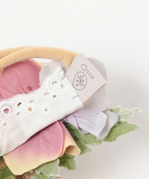 こども ビームス（コドモビームス）の「lusikka / ミニフラワーヘアバンド（ヘアバンド・キッズ・オフホワイト/バイオレット/ライトブルー・ONE SIZE）」の11枚目の写真