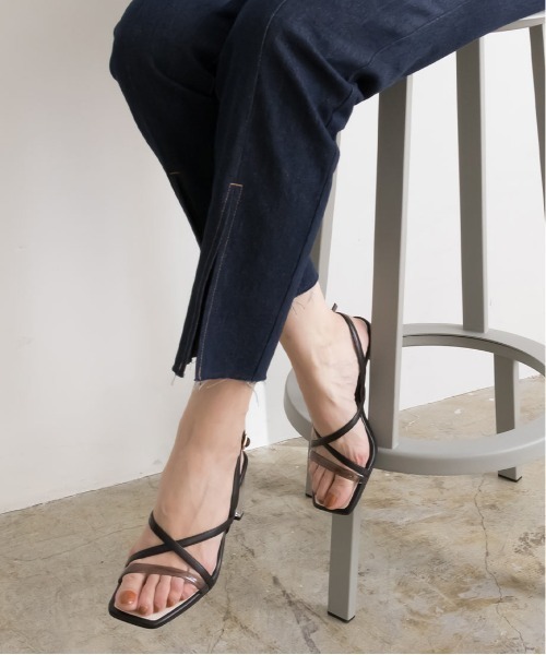 RANDA(ランダ)の「クリアヒールクロスベルトサンダル(サンダル・レディース・ブラック/オレンジ/アイボリー・LL/S/M/L)」の7枚目の写真