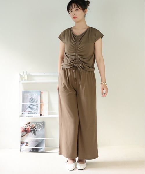 ARCANUM DESIGN（アルカナムデザイン）の「ARL ﾌﾛﾝﾄｷﾞｬｻﾞｰﾄ×ﾜｲﾄﾞﾊﾟﾝﾂ（Tシャツ/カットソー・レディース・ブラック/グレー/モカ・FREE）」の9枚目の写真