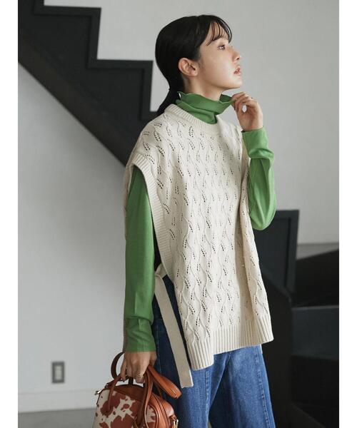 armonia(アルモニーア)の「armonia・サイドリボンニットベスト*(ベスト・レディース・チャコールグレー/ベージュ/マスタード・FREE)」の6枚目の写真