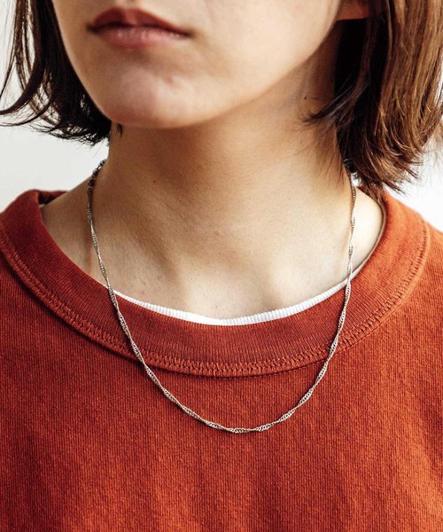 こりが改善 シンプルチェーンの磁気ネックレス〈アンティークシルバー