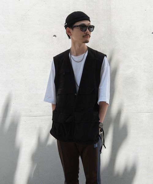 DEVICE（デバイス）の「【WEARISTA じーたー×DEVICE コラボ】DEVICE ＋ ウェリントン サングラス (ケース付き)（サングラス・メンズ・ブラック・FREE）」の4枚目の写真