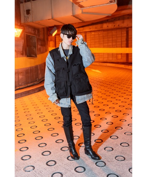 DEVICE（デバイス）の「【WEARISTA じーたー×DEVICE コラボ】DEVICE ＋ ウェリントン サングラス (ケース付き)（サングラス・メンズ・ブラック・FREE）」の12枚目の写真