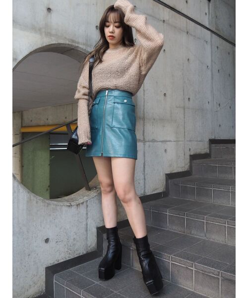 EVRIS（エヴリス）の「フロントジップクロコミニスカート（スカート・レディース・ブラック/ブルー/アイボリー・SMALL/MEDIUM）」の6枚目の写真