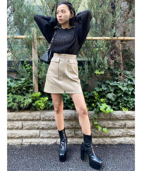 EVRIS（エヴリス）の「フロントジップクロコミニスカート（スカート・レディース・ブラック/ブルー/アイボリー・SMALL/MEDIUM）」の11枚目の写真