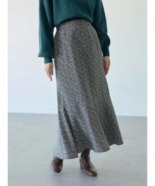 earth music&ecology（アースミュージックアンドエコロジー）の「花柄切り替えマーメイドスカート ＊（スカート・レディース・ブラック/ライトベージュ/グリーン・FREE）」の5枚目の写真