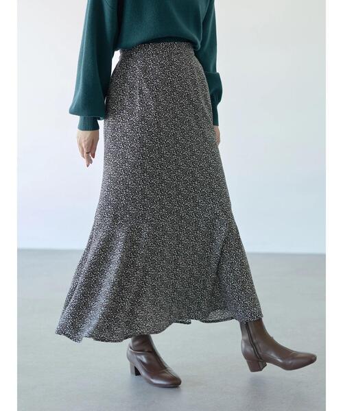 earth music&ecology（アースミュージックアンドエコロジー）の「花柄切り替えマーメイドスカート ＊（スカート・レディース・ブラック/ライトベージュ/グリーン・FREE）」の15枚目の写真