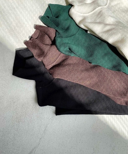 CANAL JEAN（キャナルジーン）の「arc　メリノウールリブタートルニット（ニット/セーター・レディース・ブラック/ブラウン/グリーン/アイボリー・38）」の11枚目の写真