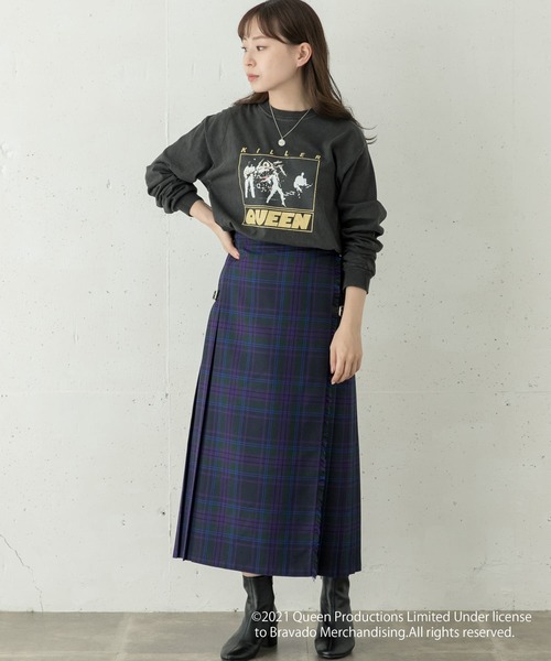 URBAN RESEARCH Sonny Label(アーバンリサーチサニーレーベル)の「QUEEN Long T-shirts(Tシャツ/カットソー・レディース・ブラック/ベージュ/オフホワイト・FREE)」の11枚目の写真